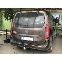 Opel Combo E vonóhorog