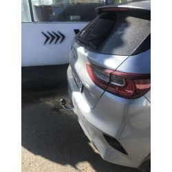 KIA Ceed III 5 ajtós hatchback vonóhorog 2018-