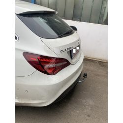 Mercedes CLA, CLA Shooting brake C118, C119 vonóhorog