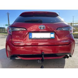 Toyota Corolla kombi vonóhorog 2019-