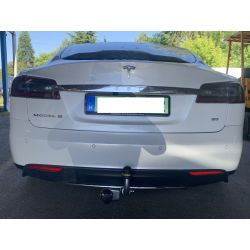 Tesla Model S vonóhorog (csak kerékpárszállításra)