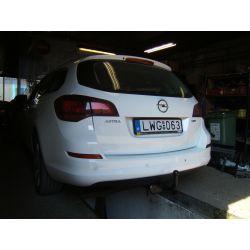 Opel Astra "J" Sport Tourer kombi vonóhorog